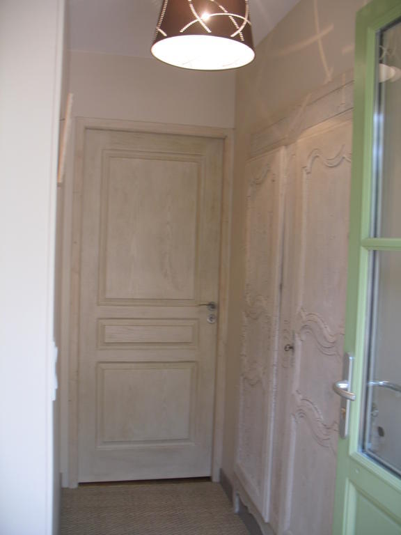 Les Glycines - Domaine Gilles Coperet Bed & Breakfast Regnie-Durette Room photo